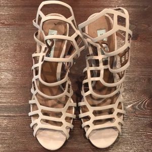 Steve Madden Heals